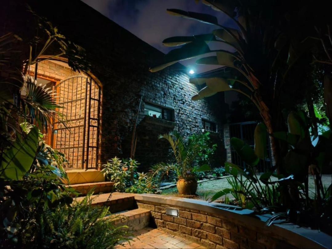 Hidden Gem Ruwari Apartment เคปทาวน์ ภายนอก รูปภาพ